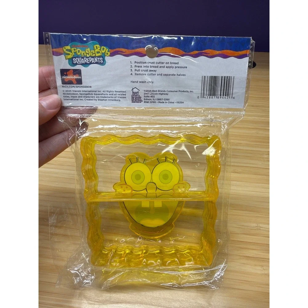 NEW SpongeBob SquarePants Crust Cutter‎ Sandwich Bread Cutter Nickelodeon